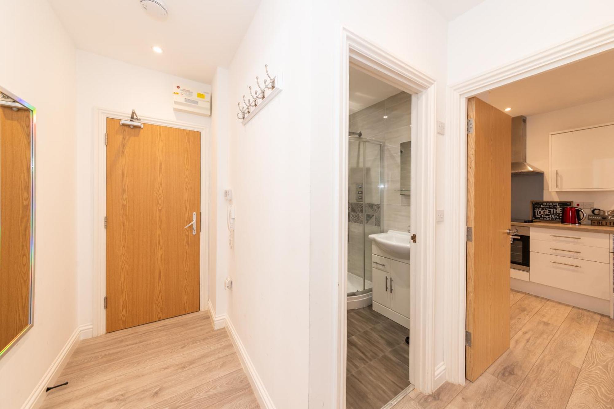 Ibex House 2 Beds Well Equipped Apartment Reading